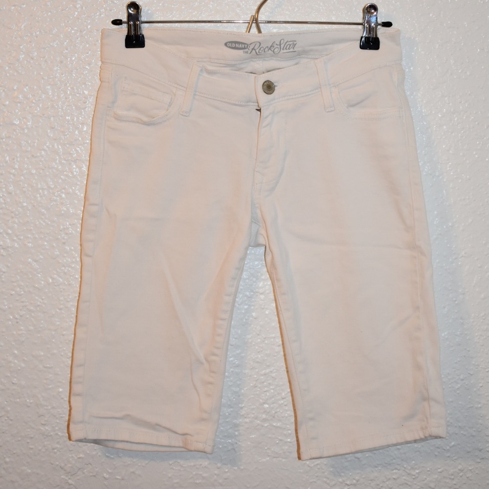 OLD NAVY WHITE DENIM SHORTS